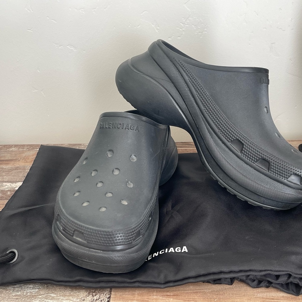Balenciaga Men's Black Slip-On Sandals